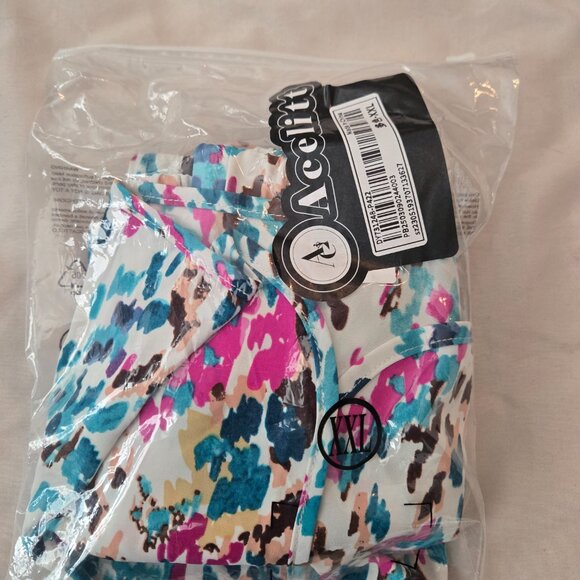 Multi-color print running shorts size XXL - Picture 3 of 3